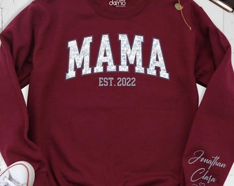 Mama Kids Name Wildflowers Sweatshirt Custom Est Mothers Day Shirt, Mom Floral Birthday Long Sleeve, New Mom Hoodie, Trendy Mama Shirt