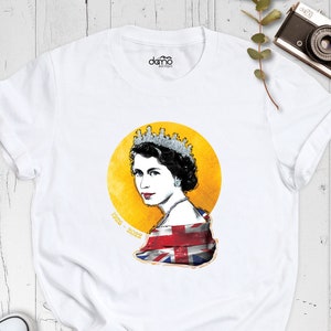 Queen Elizabeth Shirt, Queen Funeral Shirt, Queen Elizabeth in Loving Memory Shirt, RIP Majesty The Queen Shirt, Queen Of England Since 1952