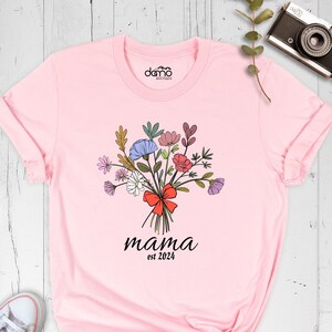 Mama Est Shirt, Personalize Floral Mama Shirt, Custom Wildflower Mom Tshirt, New Mommy Outfit, Mothers Day Shirt, Pregnancy Announcement Tee