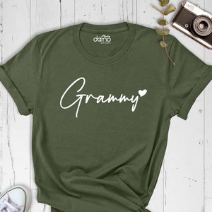 Grammy Heart Shirt, Grammy T-Shirts, Grandma Shirts, Cute Heart Grammy T-Shirt, Mother&#39;s Day Grammy Shirt, Best Grandma Shirt, Grammy Shirt