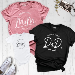 Personalized Family Tshirt Mom Dad Baby Shirt Matching Family Shirts Custom Baby Reveal Baby Shower Gifts Family Name Shirt Family Tee Etsy