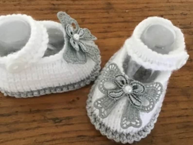 Instand Download Knitting Pattern Baby Girl Shoes Makes Three Sizes image 2