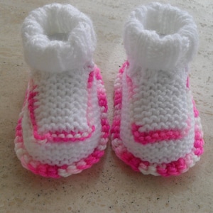 Instant download knitting pattern very simple baby booties/bootees - this pattern makes three sizes