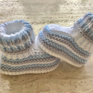 Instant Download Knitting Pattern Baby Booties - Unisex - Makes Three Sizes