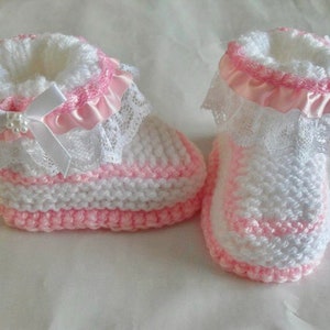 Instant download knitting pattern baby booties,  baby girl booties quick easy makes three sizes 0-3. 3-6, 6-9 months