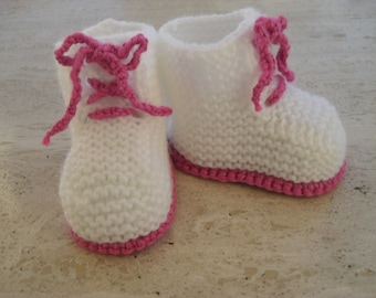 Instant download knitting pattern baby booties, unisex baby boots pattern makes three sizes quick and easy