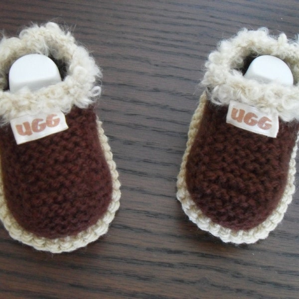 Instant download knitting pattern baby shoes/booties - quick and easy makes three sizes of shoes
