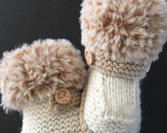 Instant download knitting pattern baby booties  - quick and easy - makes three sizes