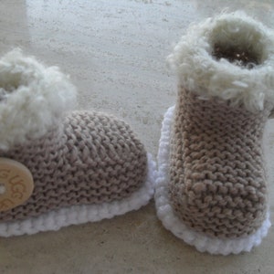 Instant download knitting pattern baby booties/boots - quick and easy makes three sizes