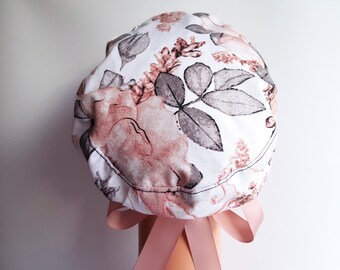 Scrub cap, surgical caps, scrub hats for women, cotton nurse hat, Pastel pink flowers on white with a pink bow