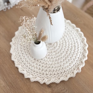 Placemat crocheted round placemat handmade placemats practical plate coasters placemat gift for mom grandma girlfriend