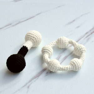Baby Rattle, Black and White Rattle, Montessori Rattle, Soft Rattle, Montessori Sensory Toy, Crochet Baby Rattle