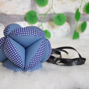 Montessori ball, Takane ball, Sensory ball, Amish ball, Gripping ball, Hanging mobile, Baby shower gift, Newborn baby gift, Infant gift image 3