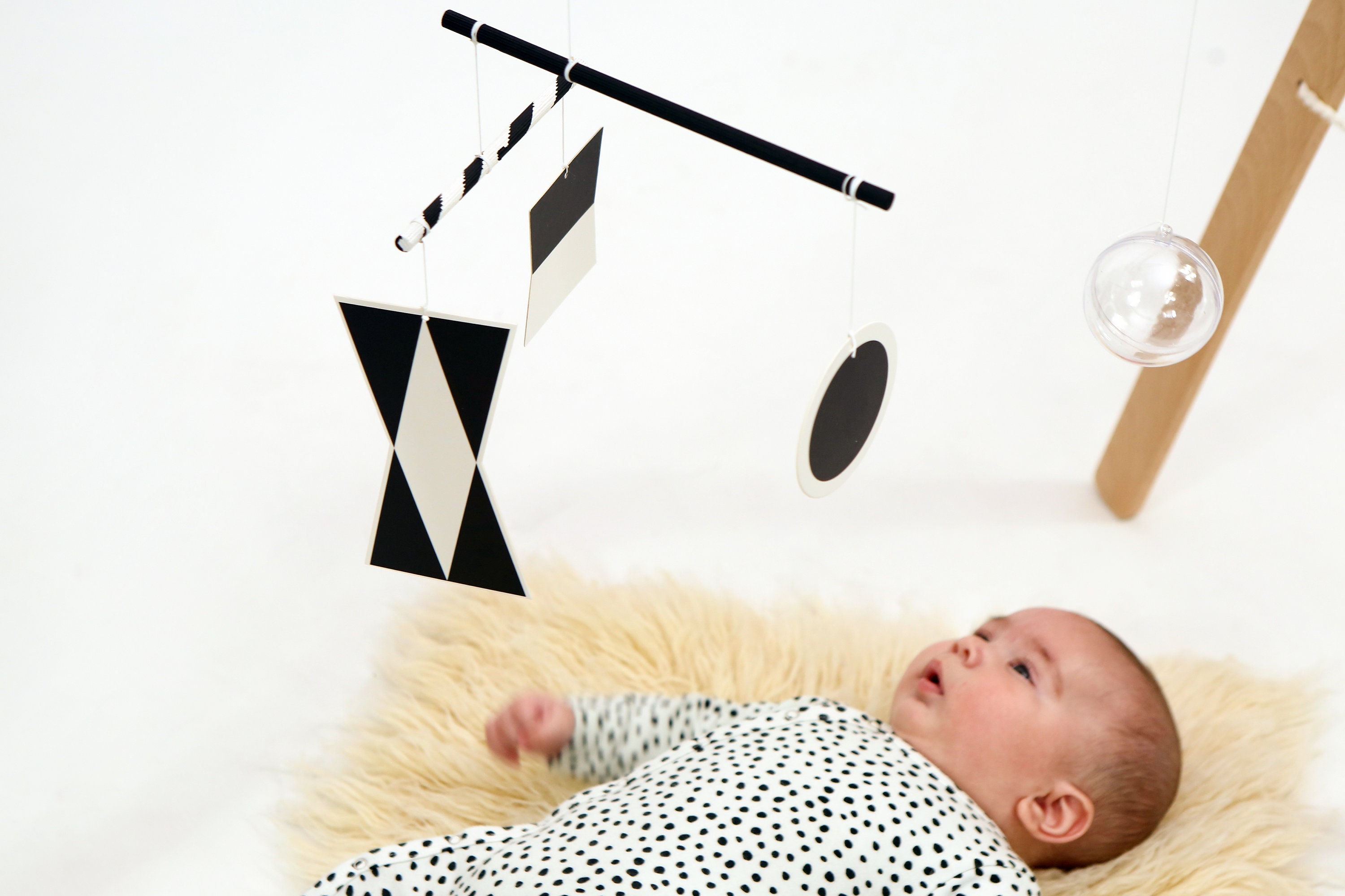 Babies and Mirrors -- Montessori Baby Week 25
