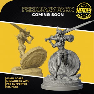 Könnte beinhalten: Eine 3D-gedruckte Miniatur einer weiblichen Kriegerin mit einem Schwert und einem Schild. Die Miniatur ist im Maßstab 40 mm und wird mit vorab unterstützten STL-Dateien geliefert. Die Miniatur ist aus grauem Kunststoff gedruckt und steht auf einem grauen Sockel. Die Miniatur ist Teil eines Februar-Pakets von Hall of Heroes Miniatures.