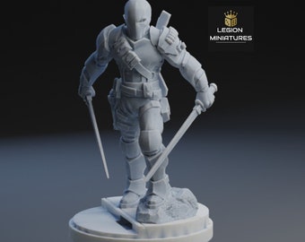 May include: A gray 3D printed miniature of a masked figure holding two swords. The figure is wearing a detailed costume with a belt and pouches. The miniature is standing on a round base.
