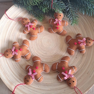 3 St. Lebkuchenmänner aus Wollfilz , Weihnachtsanhänger, Gingerbread, Baum-oder Fensterschmuck