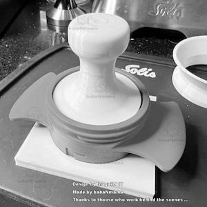 Cafflano Kompresso Dosing Funnel, Tamper and Tamping Base image 7