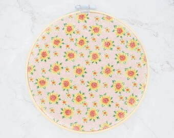 Pin Display ''Pink Sunflower''/ Glitter Enamel Pin Board / Enamel Pin Hoop / Enamel Pin Collection Display / Glitter Pin Display / Pin Board