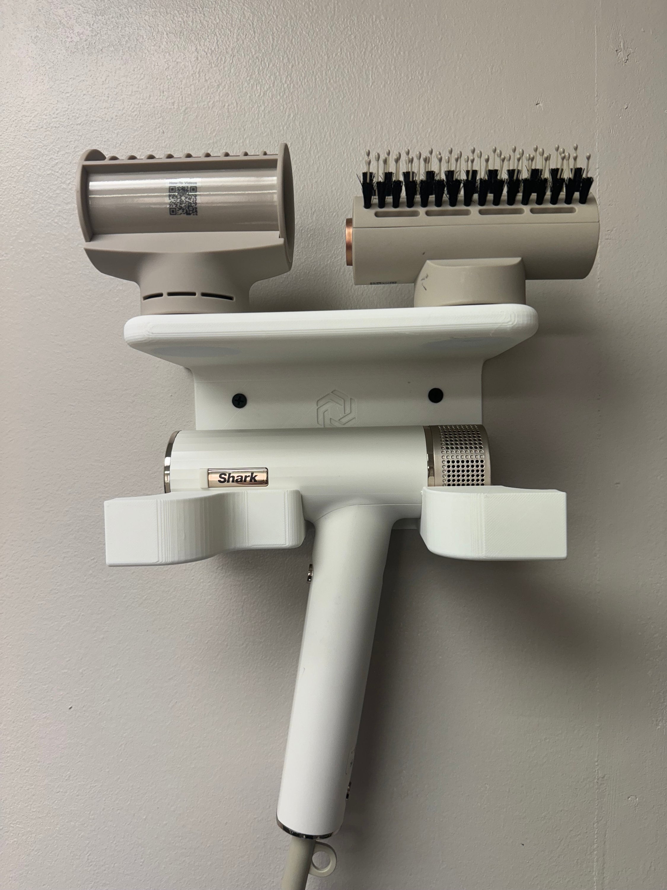 Great White Shark Toilet Roll Holder – Odd