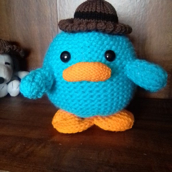 Pudgy the platypus loom knit Pattern..
