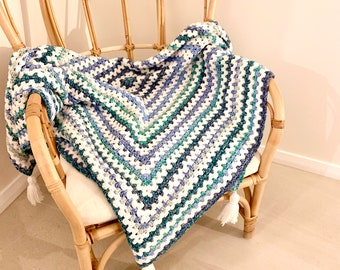 Blue Crochet Blanket Pattern | Crochet Pattern | Learn To Crochet Granny Square Blanket Pattern For Crochet Beginner