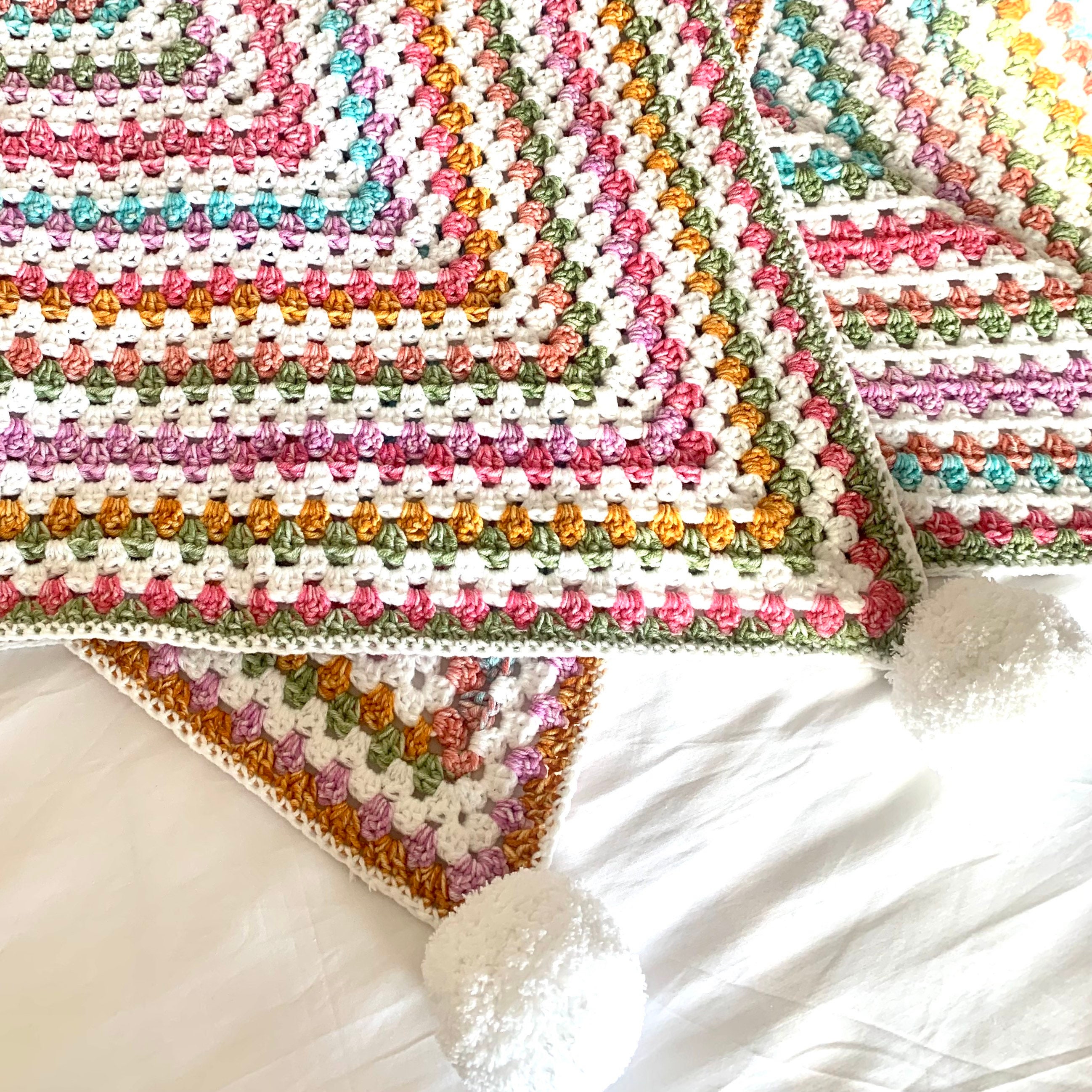 Pattern: Giant Granny Square cushion - Evelyn And Peter Crochet  Crochet  granny square blanket, Crochet kids blanket, Granny square crochet pattern