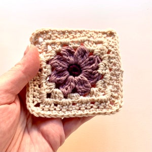Purple Granny Square Crochet Pattern | Crochet Pattern | Learn To Crochet Flower Granny Square Pattern For Crochet Beginners