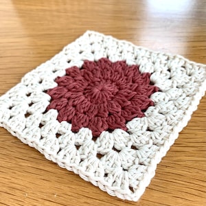Flower Crochet Square Pattern | Crochet Pattern | Learn To Crochet Granny Square Flower For Crochet Beginners