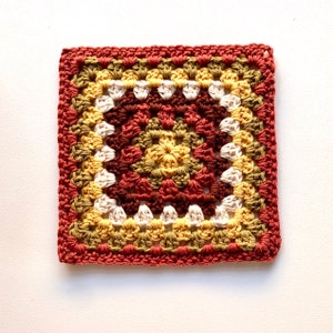 Fall Crochet Granny Square Pattern | Crochet Pattern | Learn To Crochet Granny Square For Crochet Beginners