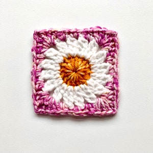 Learn To Crochet Flower Pattern | Easy Crochet Patterns | Purple Flower Granny Square For Flower Granny Square Blanket