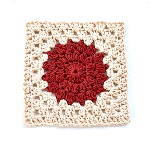 Beginner Crochet Pattern Granny Square | Easy Crochet Patterns | Beginner Crochet Blanket | Learn To Crochet Simple Flower Crochet Square