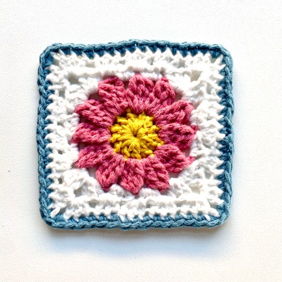 25 Free & Easy Granny Square Patterns - Sarah Maker