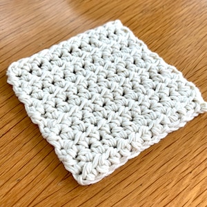 Crochet Coaster Pattern | Crochet Pattern | Learn To Crochet Basic White Coaster Pattern For Crochet Beginners