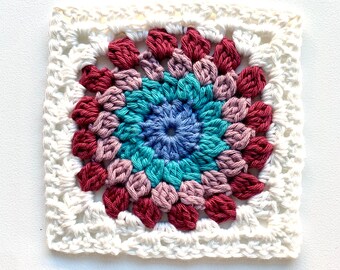 Crochet Flower Granny Square | Crochet Patterns | Learn To Crochet Flower Granny Square For A Crochet Blanket