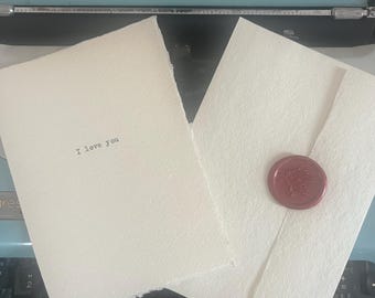 Je t'aime carte de voeux en papier fait main machine à écrire