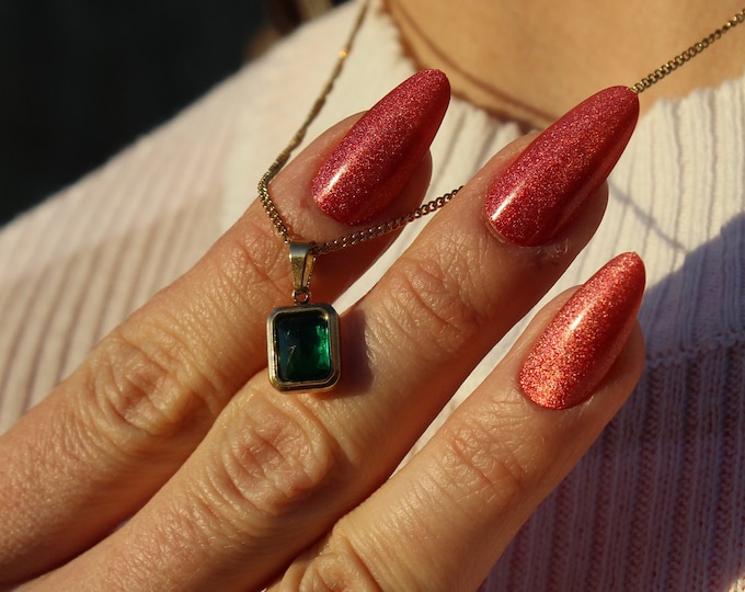 Green Stone Square Pendant Necklace, Women's Gold Necklace, 18K Gold Filled Women Necklace, Special Wearing Necklace, Gift for Her