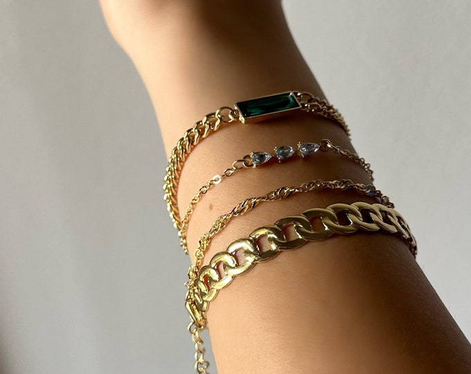 4 Piece Set of Green Emerald Bracelets, Women's Jewelry Set, Gift for Her, Christmas Gift, Handcrafted Bracelets, Special Occasion