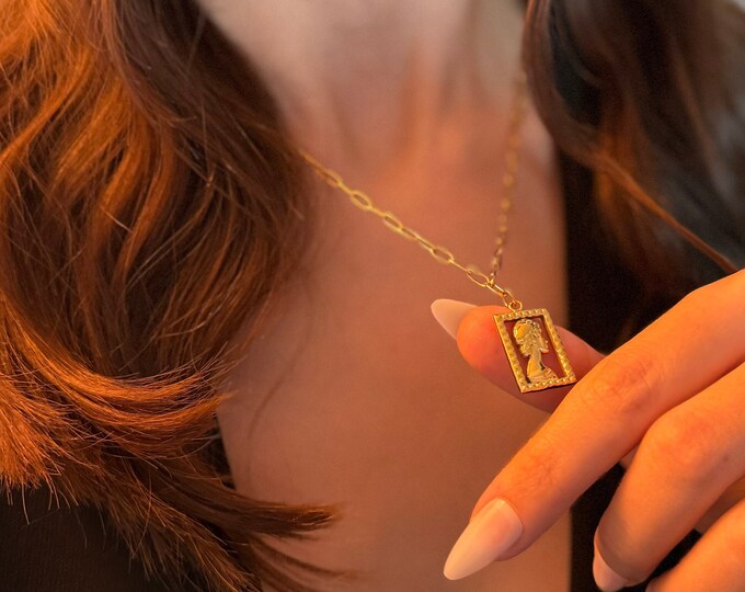 Vintage Goddess Pattern Necklace, Rectangular Pattern Necklace, Stainless Steel Pendant Necklace, 18K Gold Filled Necklace