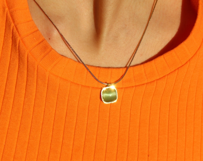 Women Square Green Pendant Necklace, Green Stone Necklace, 18K Gold Filled Women Necklace, Special Wearing Necklace, Gift for Her