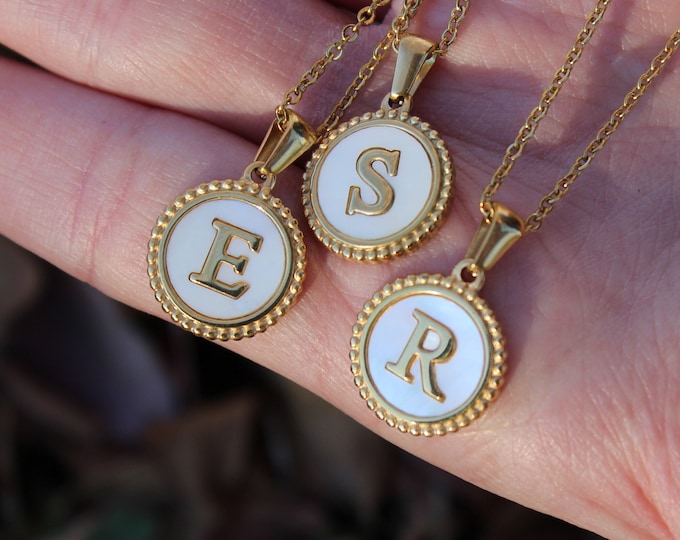 Oval Initial Name Necklace, Letter Alphabet Necklace, 18K Gold Filled Women Necklace, Casual Wearing Necklace, Gift for Her, Gift for Mom