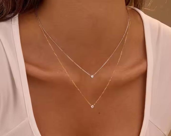 Single Diamond Zircon Pendant Gold Necklace, Elegant Minimalist Jewelry Women, Diamond Pendant Necklace, Gift for her, Trendy Necklace