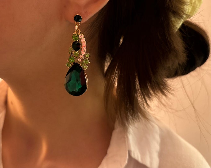 Elegant Emerald Romance, Wedding Jewelry Set, Necklace and Earrings Set, Gift for Her, Anniversary Gift, Wedding Gift