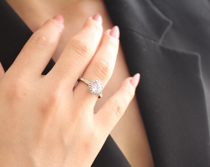 Silver Diamond Ring, Zircon Gemstone, Engagement and Wedding, Diamond Ring for Women, Ring for Mother's, gift for her, Women's Jewelry