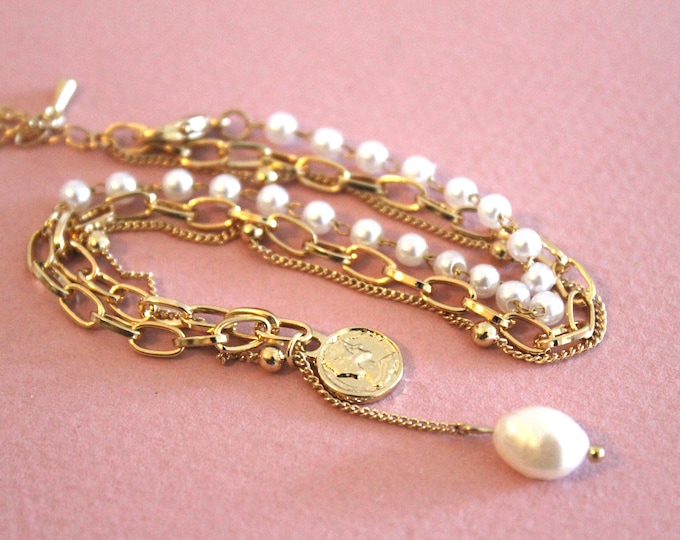 Pendant Necklace, Stainless Steel, Women Gold Necklace, Handcrafted Jewelry, Gift for her, Gift for Mom, Heart Jewelry for Women