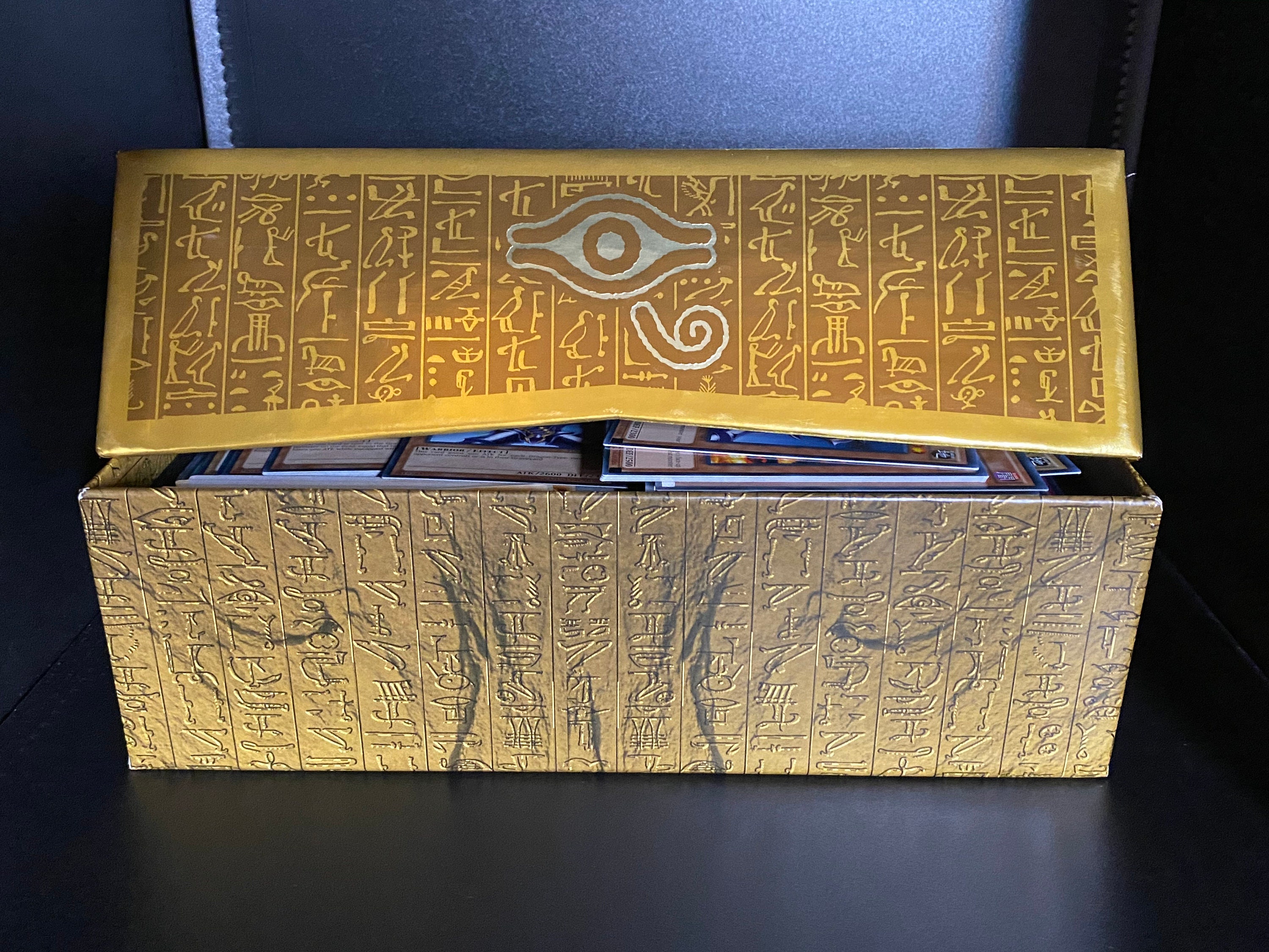 Yugioh TCG: Yugi's Legendary Storage Box!! Perfect for