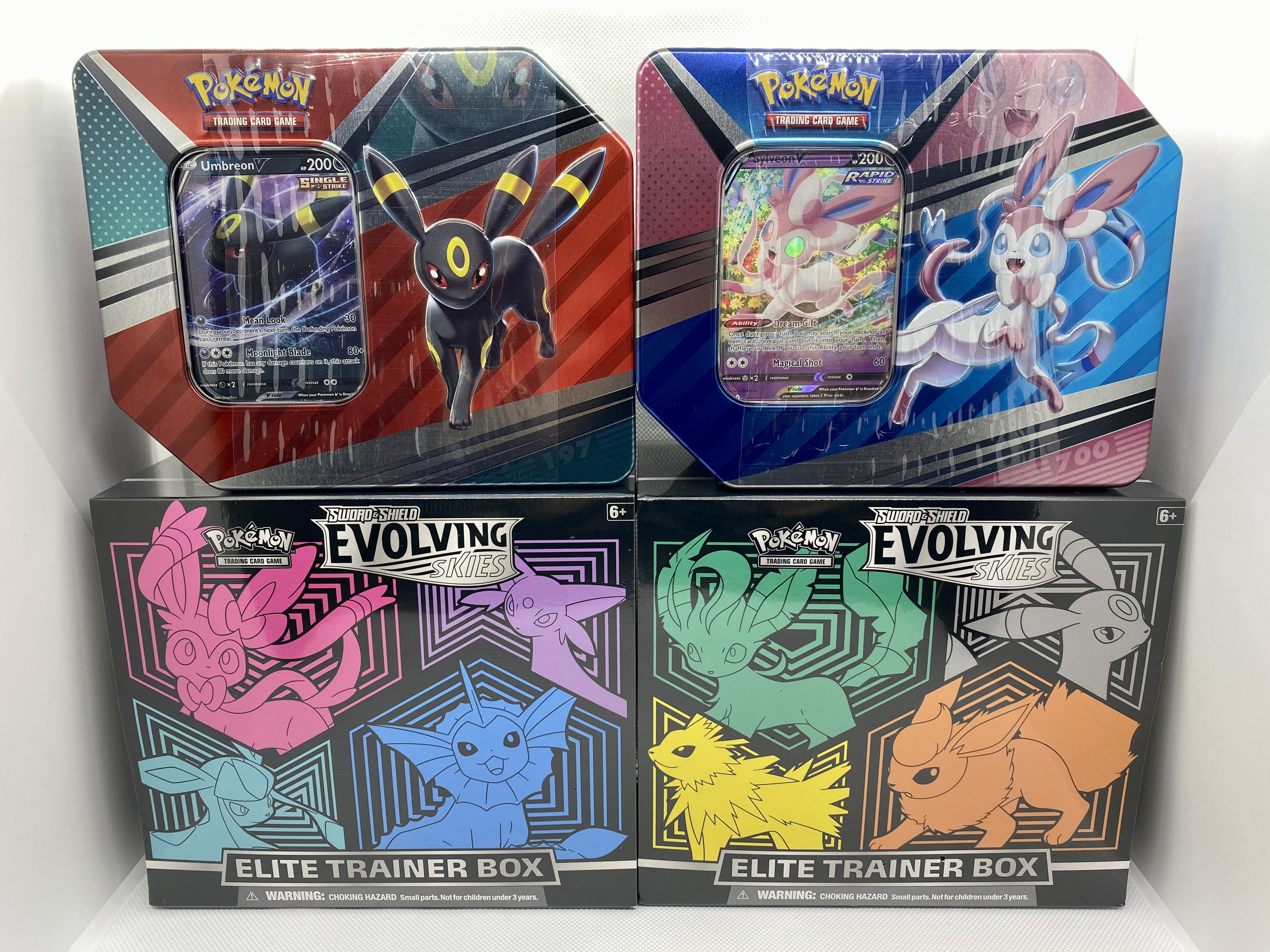 Pokemon TCG: Eevee and Eeveelutions Gift Box! | Includes Boosters