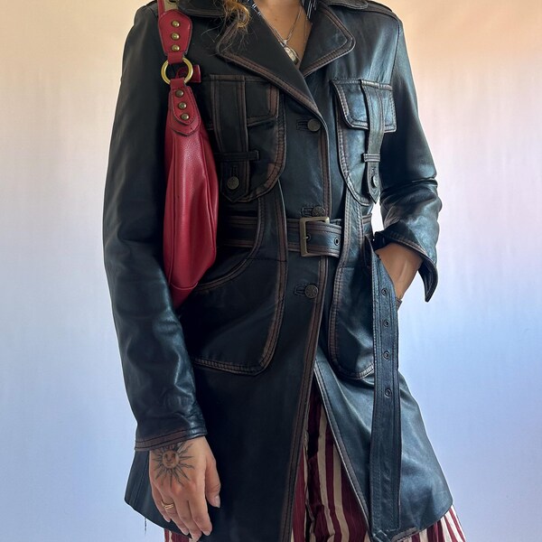 Vintage Black Leather Belted Jacket / Distressed look / trench