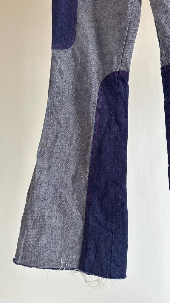 Vintage 1970s Two Tone Patchwork Flared Jeans / B… - image 19