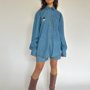 Vintage 1990s Denim button-up shirt / cow patch / Western / Farm / Cowboy / Button up denim shirt image 6